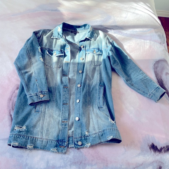 Long oversized distressed jean jacket - Picture 1 of 3